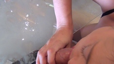 Amateur close up blowjob and facial