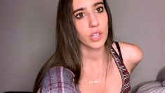 Amateur webcam babe showing her sexual goods