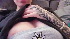 Amateur tennis player exposes her big boobs
