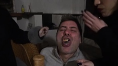 Two Human Ashtrays – Gea Domina