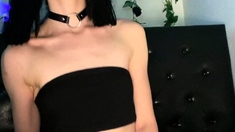 Amateur Webcam Teen Masturbates And Teases