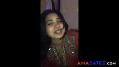 Pakistani aunty reads filthy dirty poem in Punjabi language